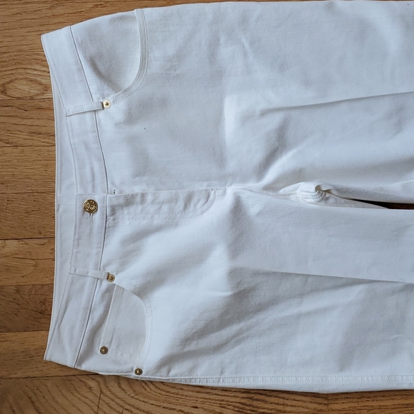 St. John Jeans 8 - Picture 2 of 8